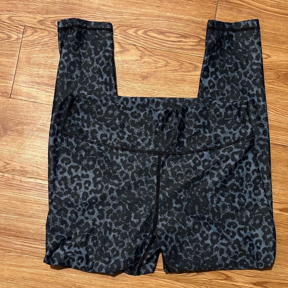 ZYIA Black and Gray Leopard Print Leggings